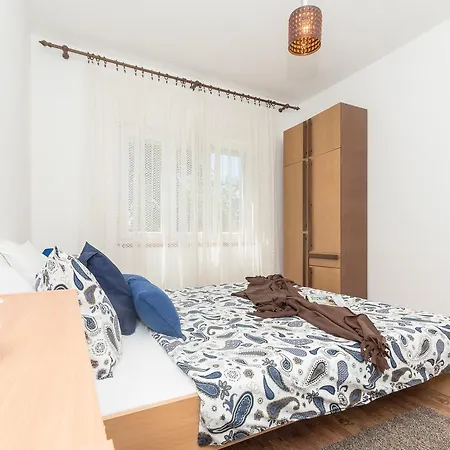 House Gloria Apartman